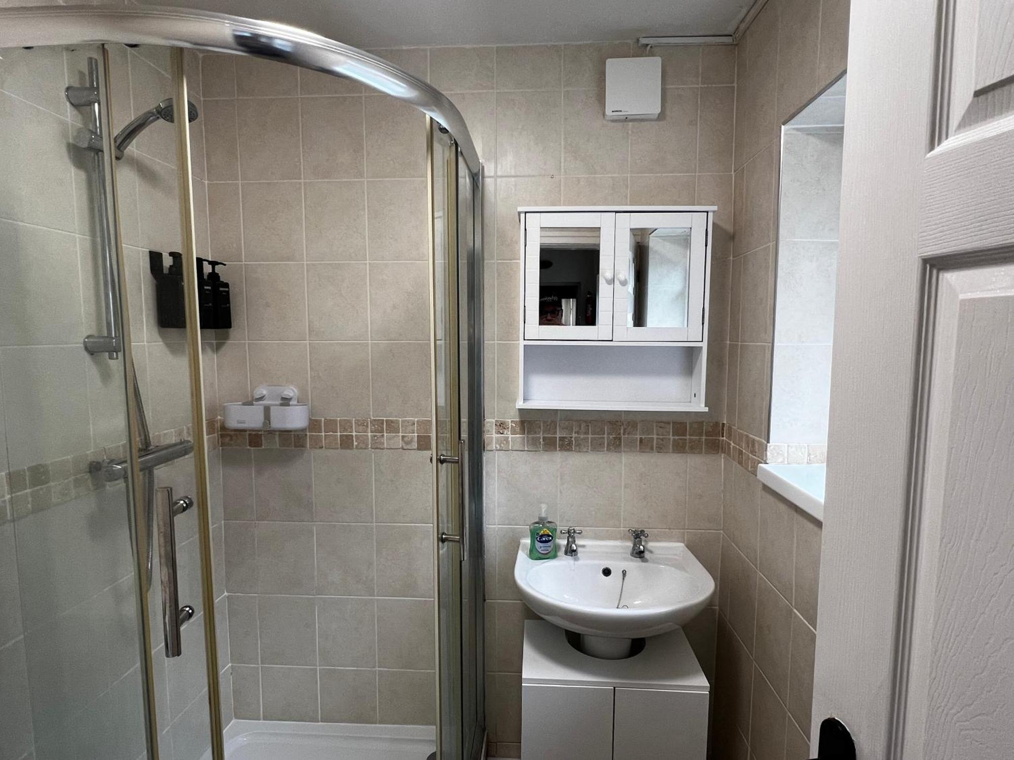 Robin'S Hollow: 2Bd Home Near Wrexham Afc Eksteriør bilde